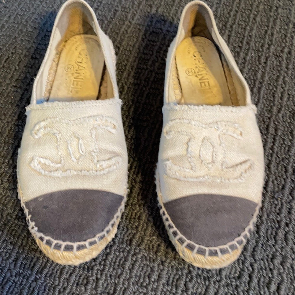 Chanel logo canvas espadrilles beige